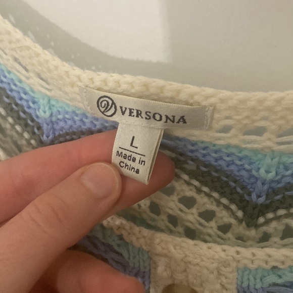 100% Cotton Crochet Sweater top with buttons Size Large Versona - Picture 2 of 9